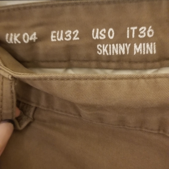 GAP khakis - Picture 3 of 4